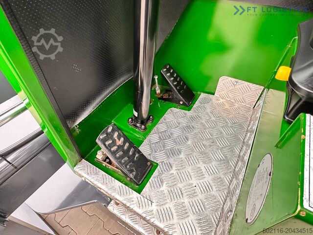 4-way forklift truck Combilift C3000 / 4100 MM / 3 TONS / LPG /LIKE NEW