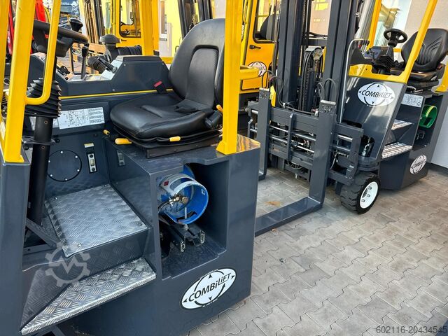 4-way forklift truck Combilift C3000CB-Triplex 4900mm -2015 year- L