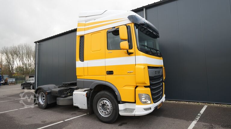Standard-SZM DAF XF 430 Space Cab tractor unit