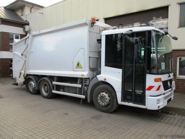 Müllwagen Mercedes-Benz 2633 Econic Hüffermann CL 21 120/240/1.1