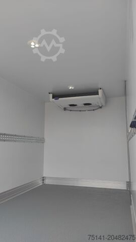 Neuer Isotherm-KĂĽhlkoffer, Platz fĂĽr 5 EPAL-Paletten. Peugeot Boxer