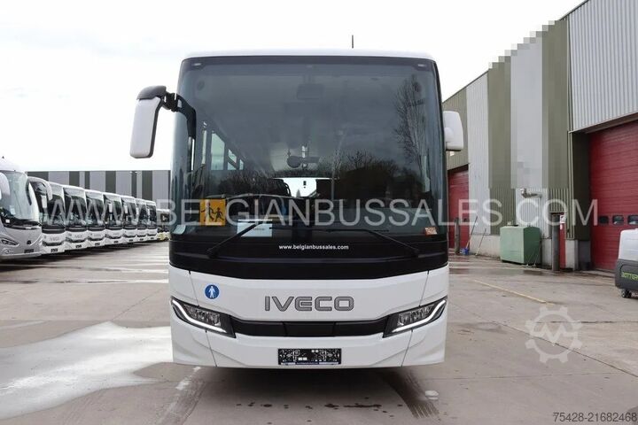 Intercitybus Iveco Crossway 12m Pop light / Double middle door / p...