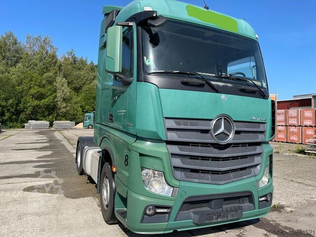 Standard SZM Mercedes-Benz Actros 1845