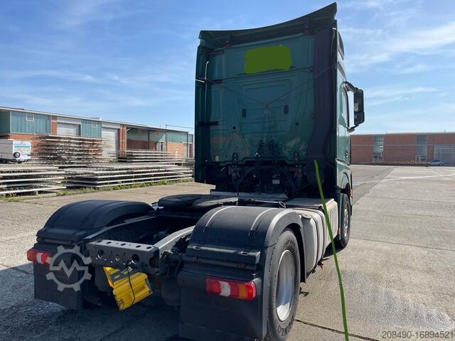 Standard SZM Mercedes-Benz Actros 1845