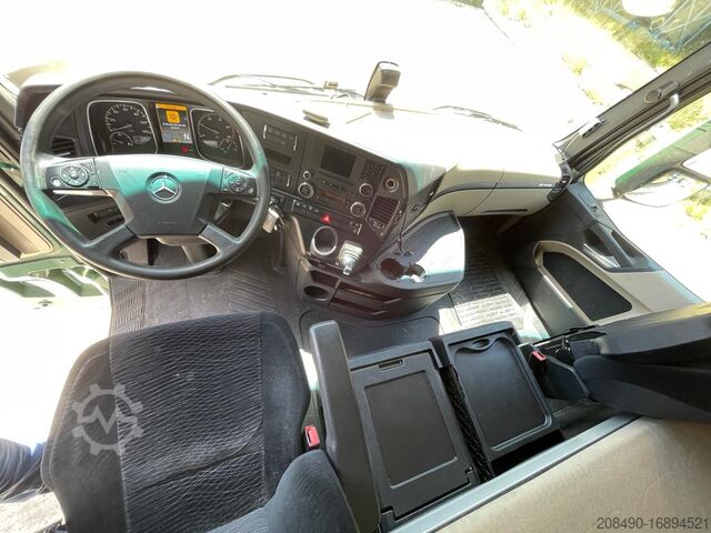 Standard SZM Mercedes-Benz Actros 1845