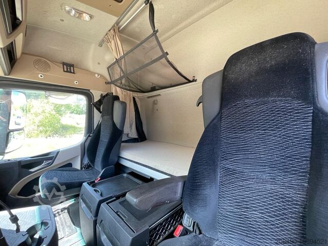 Standard SZM Mercedes-Benz Actros 1845