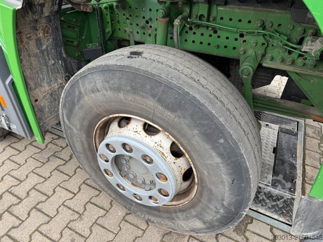 Betonmischer LKW MERCEDES-BENZ AROCS 3240 8x4 Betonmischer Liebherr 9 m³