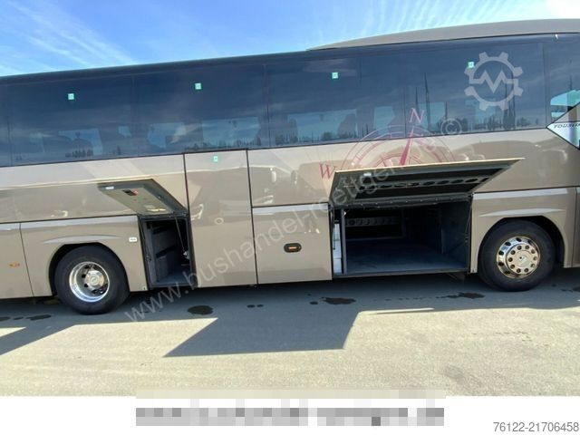 Reisebus NEOPLAN Tourliner/Motorn.b.424tkm/P21 VIP/4Sterne/1.Hand