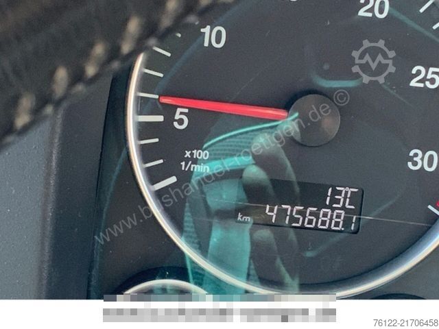 Reisebus NEOPLAN Tourliner/Motorn.b.424tkm/P21 VIP/4Sterne/1.Hand