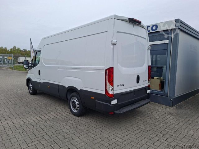 High top van IVECO Daily 35S14V RS 3520L / Klima / Bluetooth / RFK