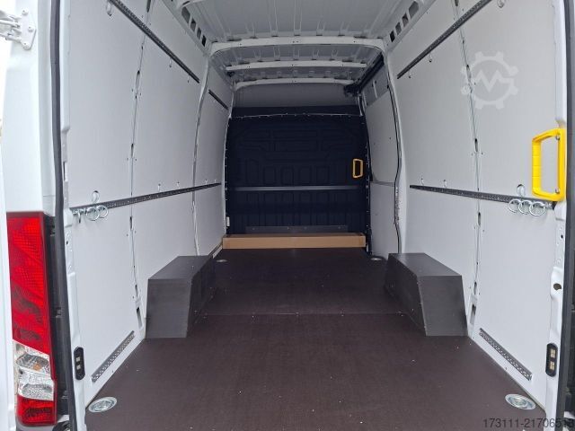 High top van IVECO Daily 35S14V RS 3520L / Klima / Bluetooth / RFK