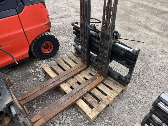 Multi-pallet handler 2/1 profile type Kaup 2T429C