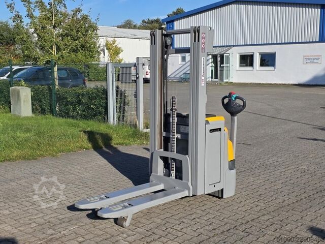 Pedestrian Stacker Jungheinrich EJC214
