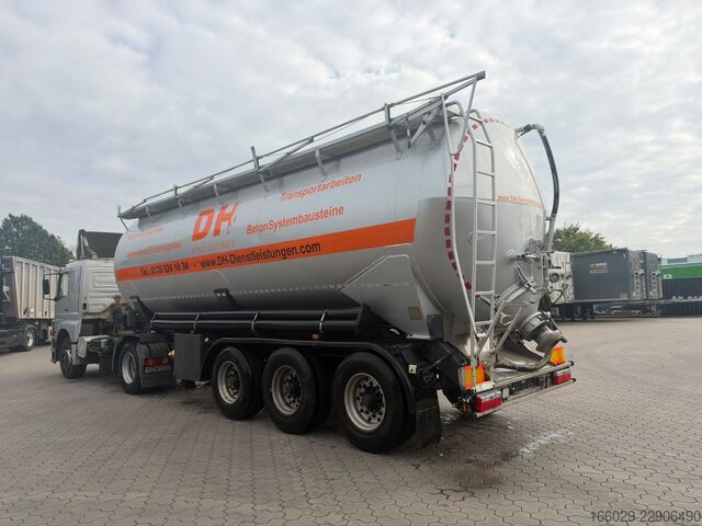 Silo semitrailer KÄSSBOHRER 3-Achs Silo für Staubgut