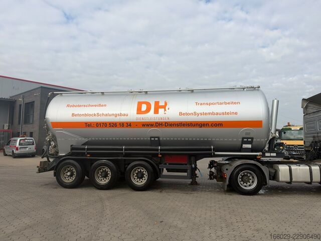 Silo semitrailer KÄSSBOHRER 3-Achs Silo für Staubgut