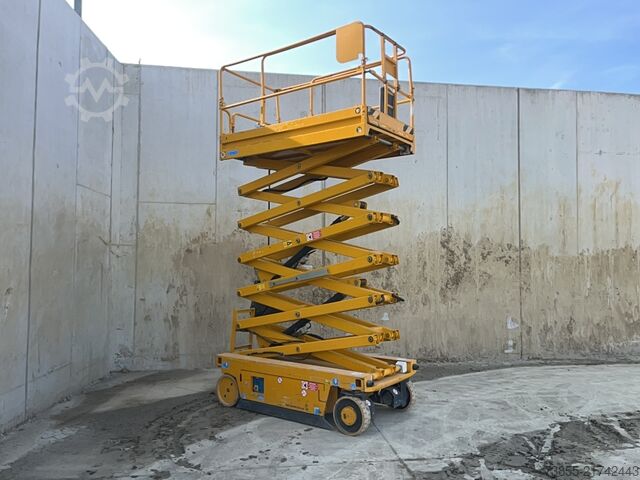 Scissor Lift Iteco It 12122 (14m)