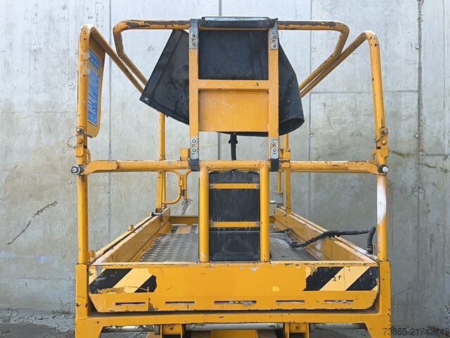Scissor Lift Iteco It 12122 (14m)