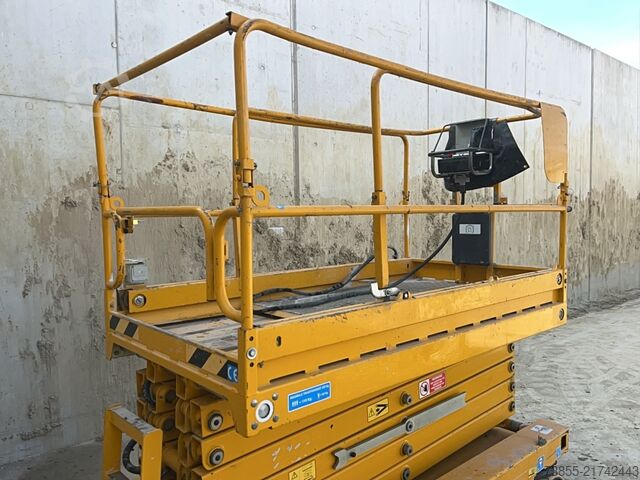 Scissor Lift Iteco It 12122 (14m)