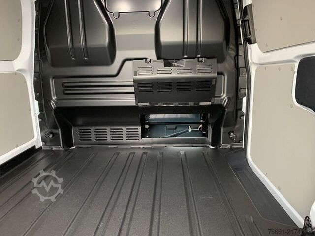 High top van Ford E-Custom 320 L1 - Trend   Km Zero