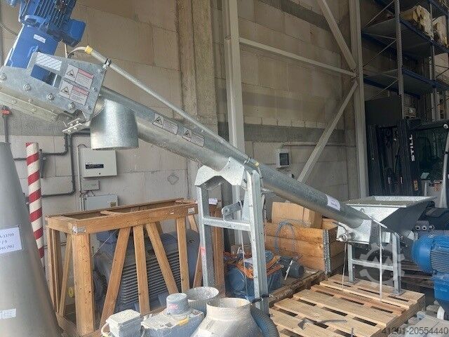 Refurbished granulator / granulators HERBOLD SchrÀg-Förderschnecke