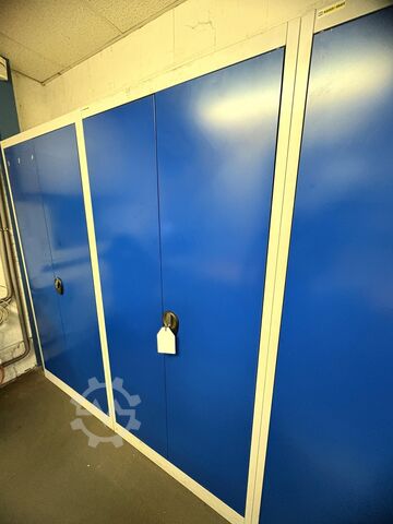 Lot of workshop cabinets without contents KAISER + KRAFT Workshop Cabinets (3x)
