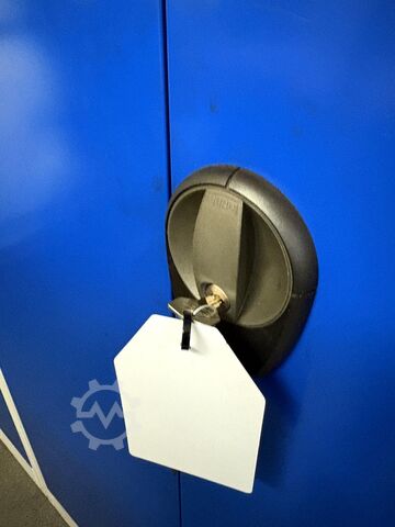 Lot of workshop cabinets without contents KAISER + KRAFT Workshop Cabinets (3x)