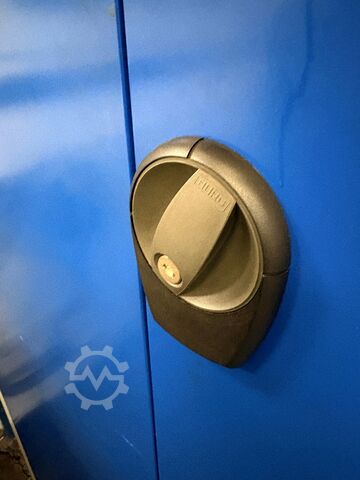 Lot of workshop cabinets without contents KAISER + KRAFT Workshop Cabinets (3x)