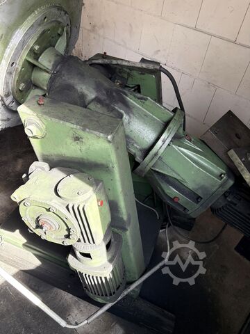 Vibratory grinding machine VEB SG 3