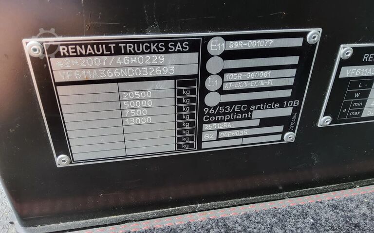Standard-SZM Renault T480 EVO 4x2 SLEEPERCAB - ADR - RETARDER - LUCH...