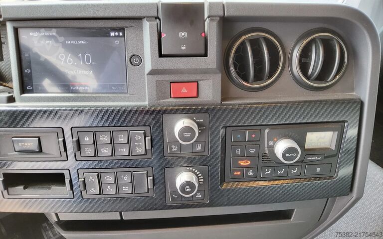 Standard-SZM Renault T480 EVO 4x2 SLEEPERCAB - ADR - RETARDER - LUCH...