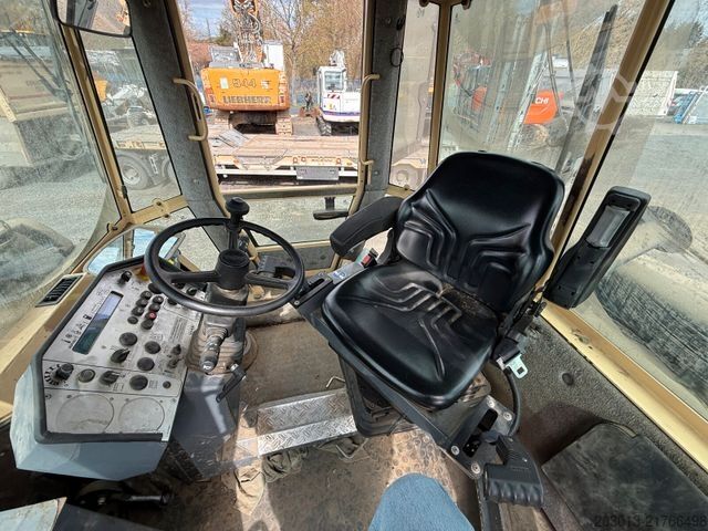 Single drum roller HAMM DV 08 Super Walze 12 Ton *Vibrator *Streuer