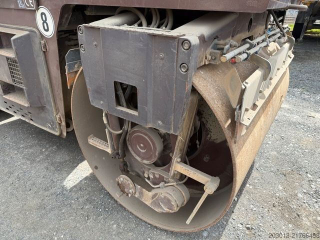 Single drum roller HAMM DV 08 Super Walze 12 Ton *Vibrator *Streuer