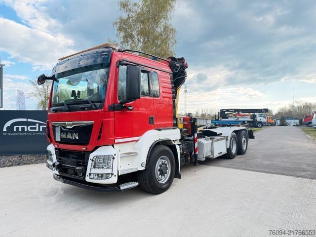 Abrollkipper MAN TGS 26.440 6x4 ALLRAD KRAN 21m Seilwinde 5./6.