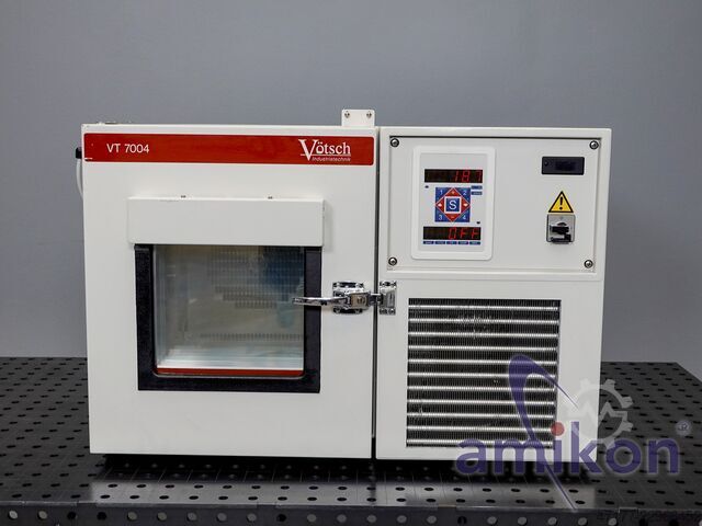 Vötsch VT 7004 Temperature Test Chamber / Climate Test Chamber -70°C to +180°C, 37L, observation win Heraeus Vötsch Vötsch VT 7004