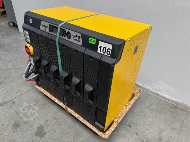 Modular HF charger for forklift trucks Hawker 80V