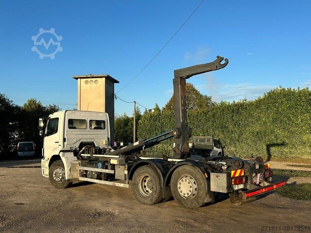 Abrollkipper MERCEDES-BENZ MERCEDES 2533 SCARRABILE