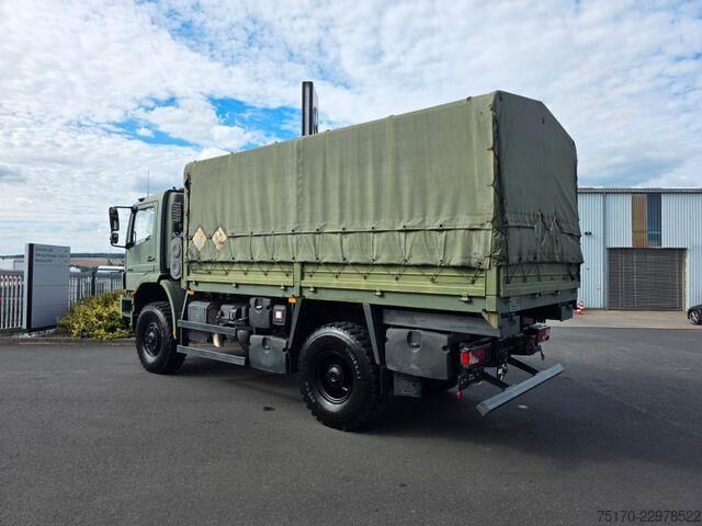 Schiebeplane Mercedes-Benz Axor 1829 A 4x4 Allrad Expedition Schwenkluke