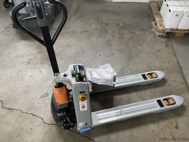 Electric Pallet Truck Still ECH 12 C