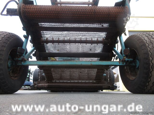 Municipal vehicle Kässbohrer BeachTech 2000 Strandreiniger Beachclean