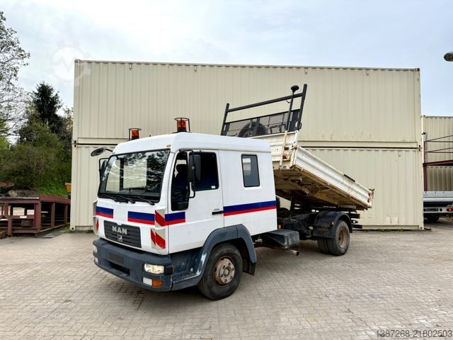 Three-way tipper van MAN 8.180 Doka / Meiller Kipper