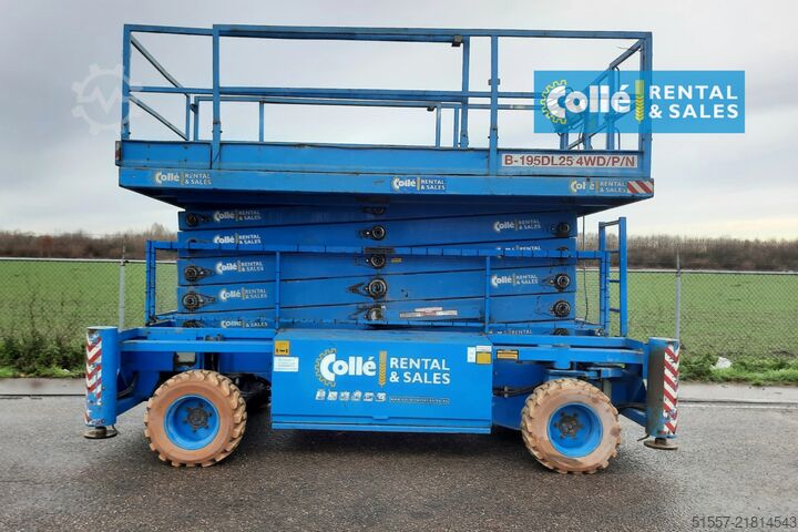 Scissor lift Holland Lift B 195 DL 25 | 2008