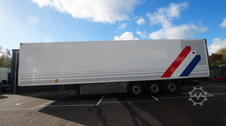 Refrigerated/frozen transport Schmitz Cargobull 3 AXLE FRIGO TRAILER WITH THERMO KING BI-TEMP