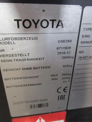 Low lifting order picker TOYOTA OSE250
