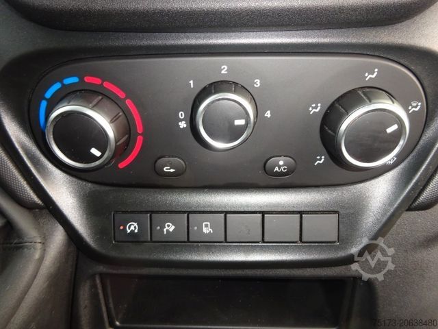 High top van IVECO Daily Kasten 35 S 16A8 V AHK Kamera