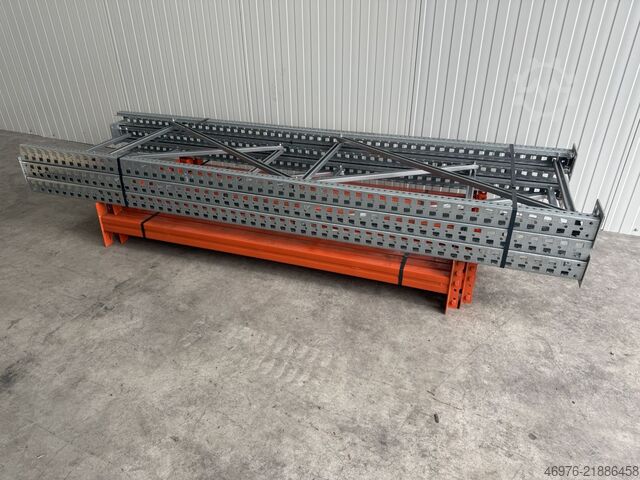 High-bay warehouse pallet racking system META (Thyssen) Regallänge: 3,86 lfm.