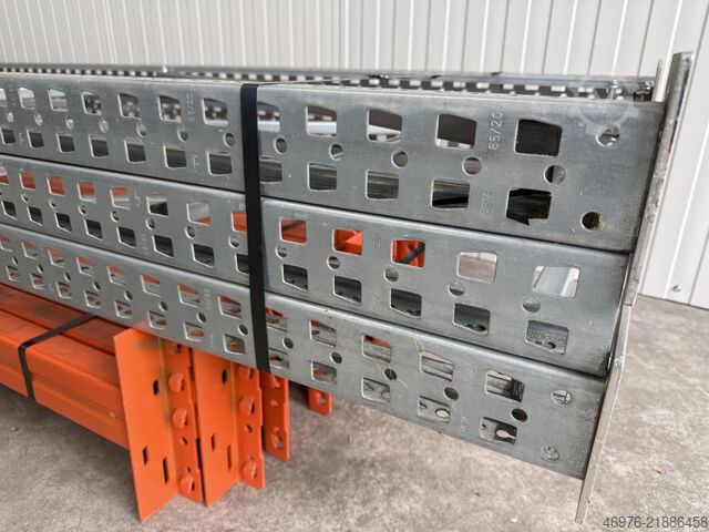 High-bay warehouse pallet racking system META (Thyssen) Regallänge: 3,86 lfm.