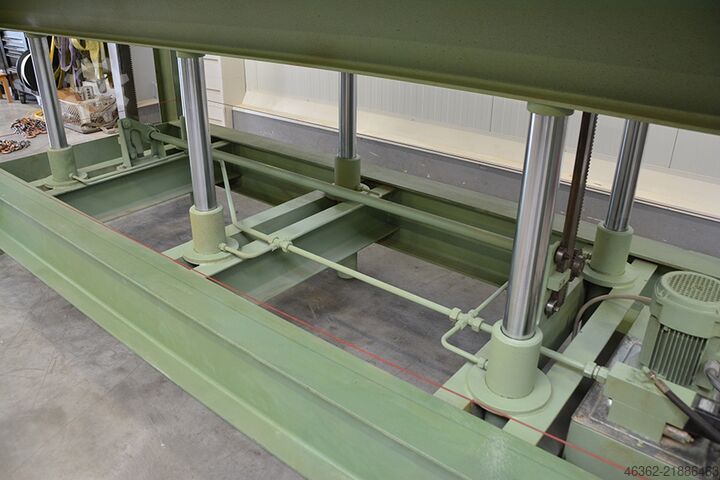 Veneer press Sicar prasa do forniru 3000x1300
