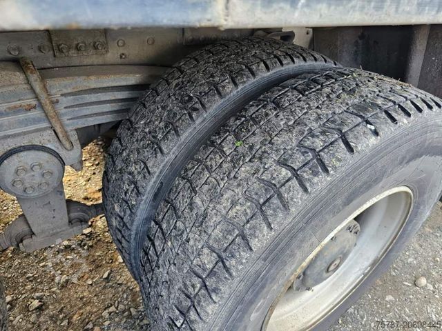 Concrete mixer truck MAN 26.293 6x4 Betonmi. 8 cbm Intermix Trommel v2001