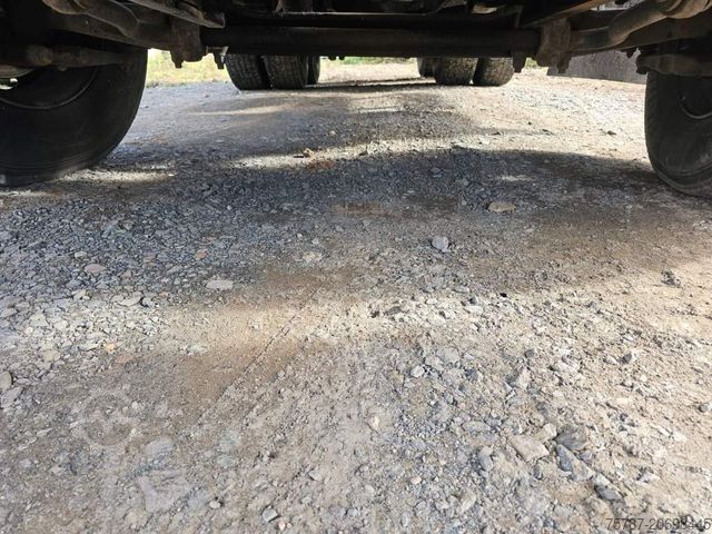 Concrete mixer truck MAN 26.293 6x4 Betonmi. 8 cbm Intermix Trommel v2001