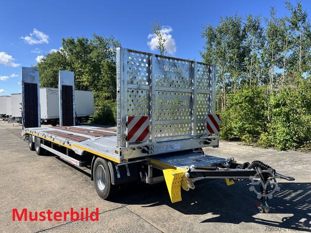 Low loader trailer Möslein T 3-9,20 F  3 Achs Tieflader mit gerader Ladefläche 9 m, Neufahrzeug